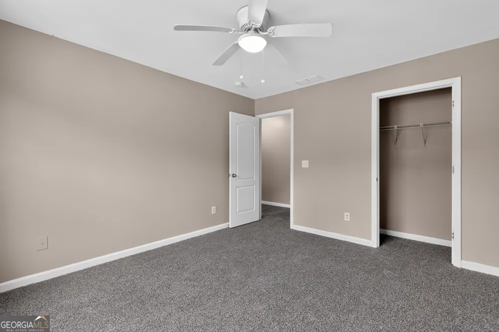354 Shady GLN Dallas, GA 30132