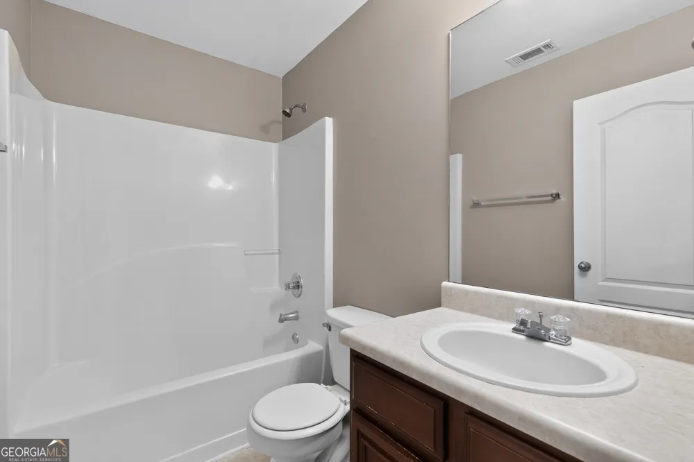 354 Shady GLN Dallas, GA 30132