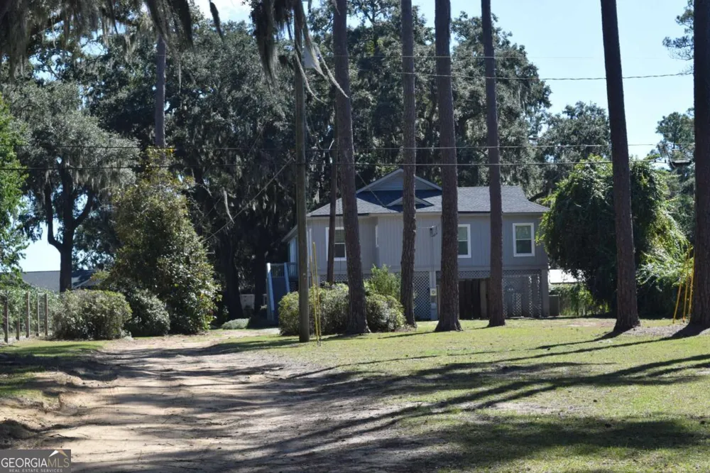 11 Morningside DR Savannah, GA 31410
