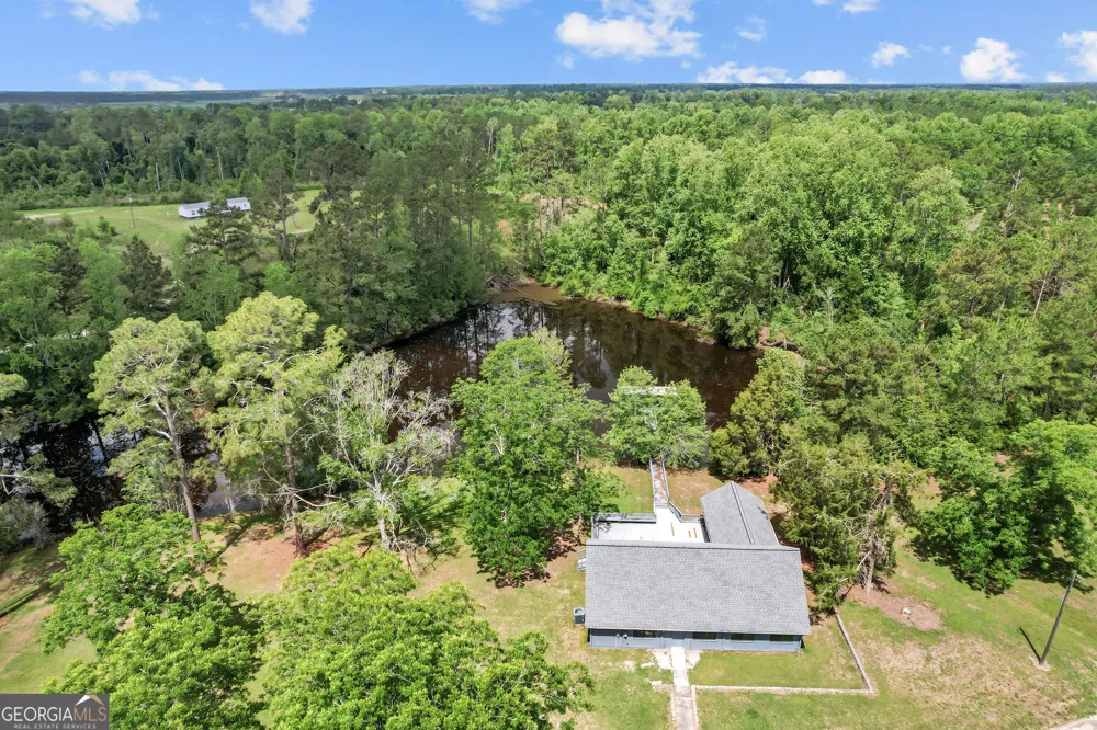 136 Panda PL Alma, GA 31510
