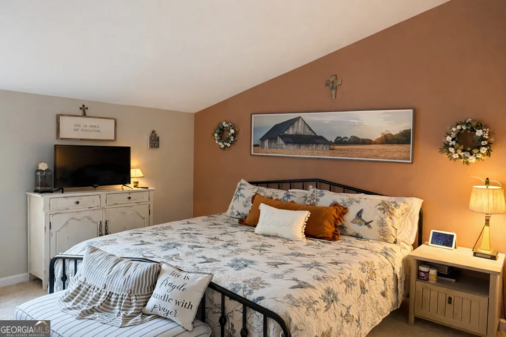 1286 Oglethorpe Mountain RD Jasper, GA 30143