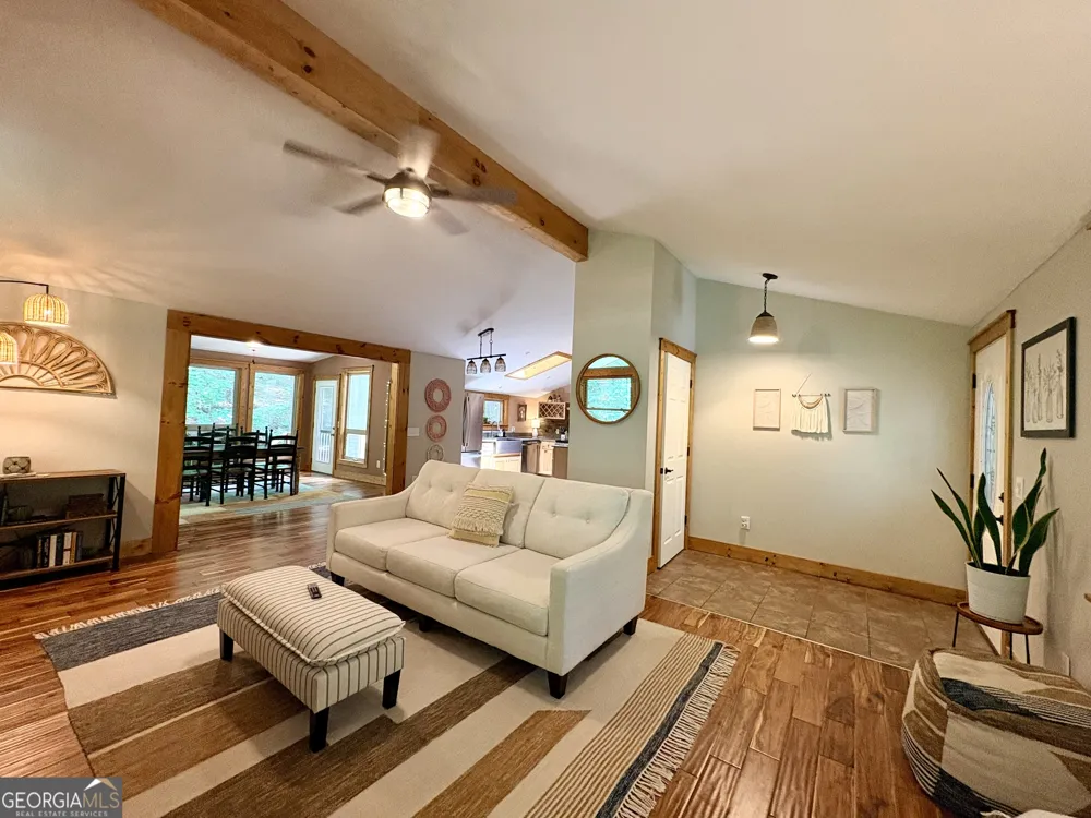 1286 Oglethorpe Mountain RD Jasper, GA 30143