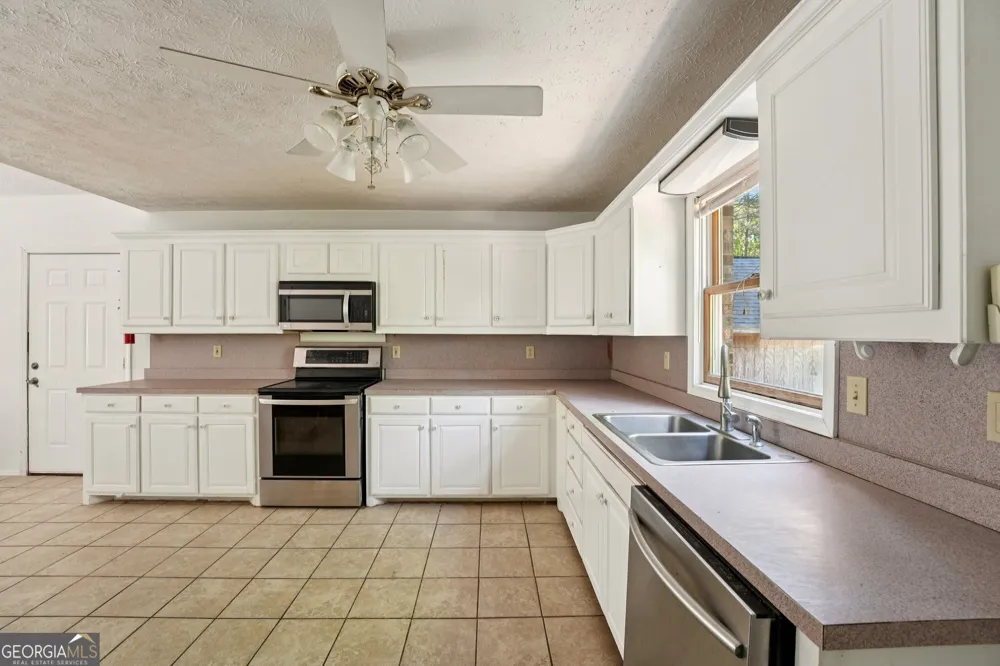 5154 Us Highway 27 Franklin, GA 30217