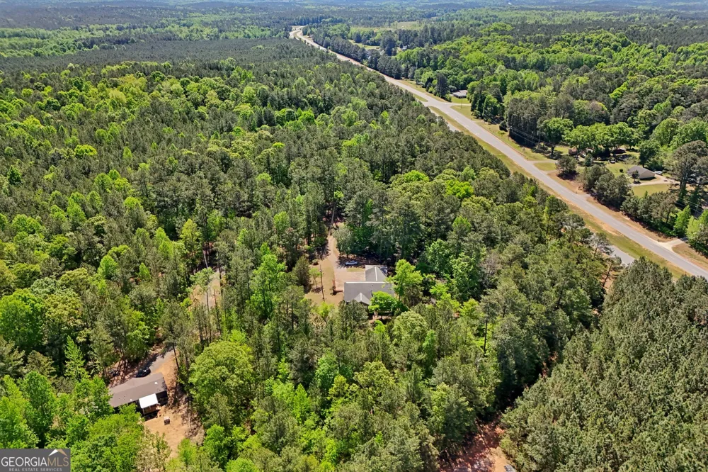5154 Us Highway 27 Franklin, GA 30217
