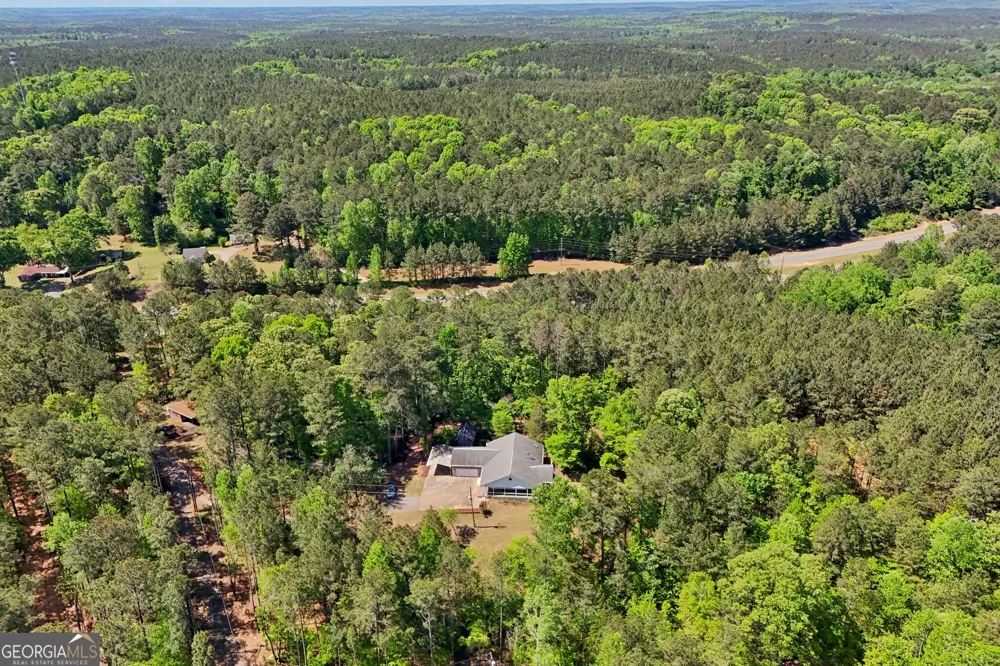 5154 Us Highway 27 Franklin, GA 30217