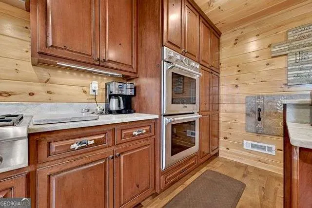 384 Dean RD Mineral Bluff, GA 30559