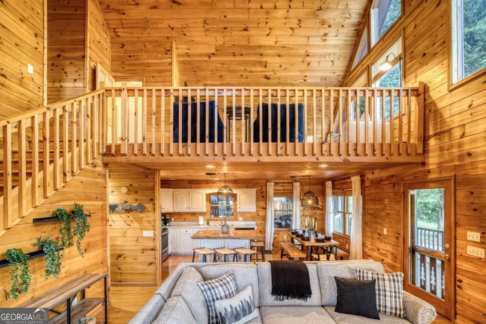 48 Lookout DR Blue Ridge, GA 30513