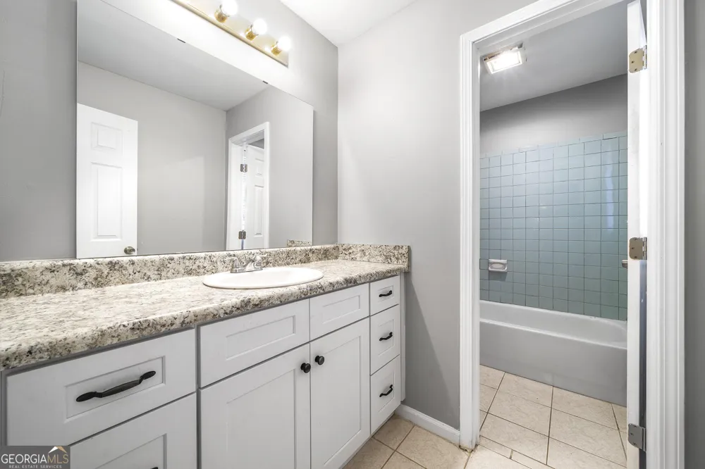 4030 Weelaunee RD Ellenwood, GA 30294
