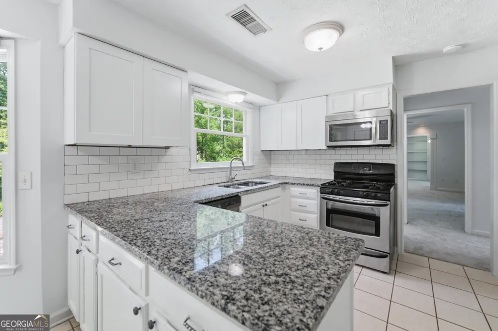 4288 Millhouse LN Peachtree Corners, GA 30092