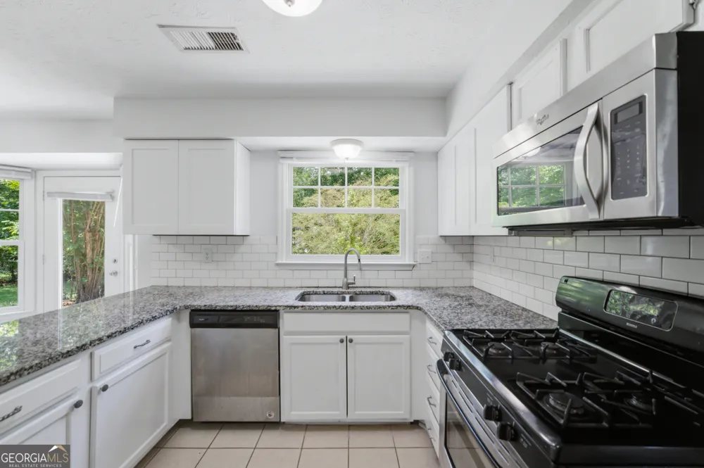 4288 Millhouse LN Peachtree Corners, GA 30092