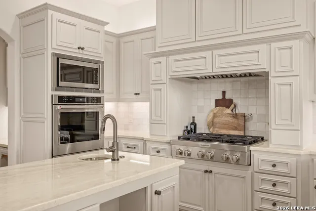 3613 RANCH VIEW CT Kerrville, TX 78028