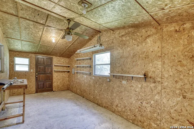 1019 E LEONA RD Uvalde, TX 78801