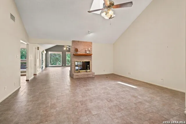 2306 Park Creek San Antonio, TX 78259