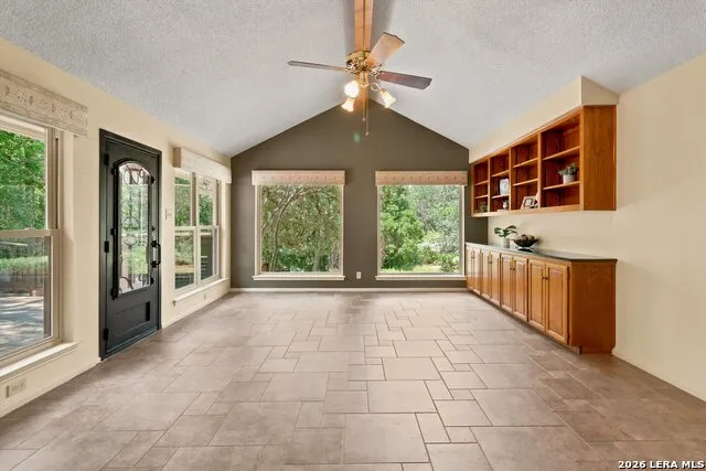 2306 Park Creek San Antonio, TX 78259