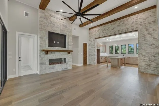381 MEXICAN HAT DR Spring Branch, TX 78070