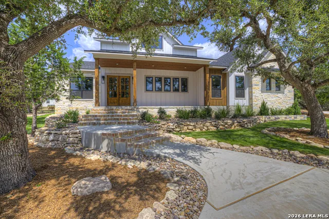 381 MEXICAN HAT DR Spring Branch, TX 78070