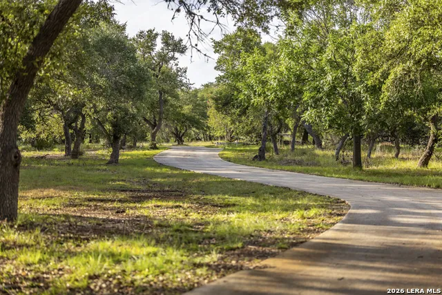 5261 W Ammann Rd Bulverde, TX 78163
