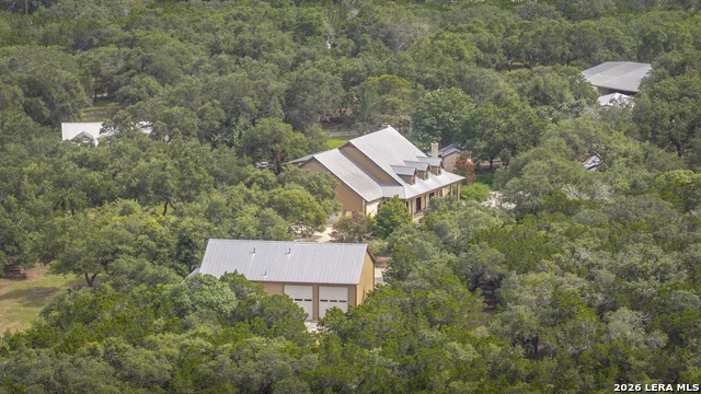 5261 W Ammann Rd Bulverde, TX 78163