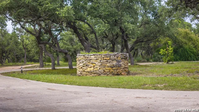 5261 W Ammann Rd Bulverde, TX 78163