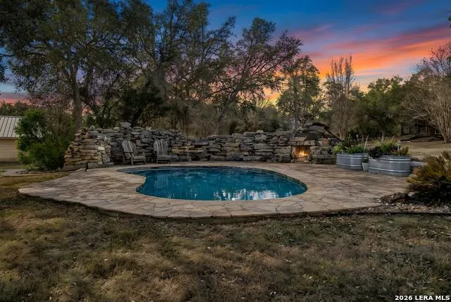5261 W Ammann Rd Bulverde, TX 78163