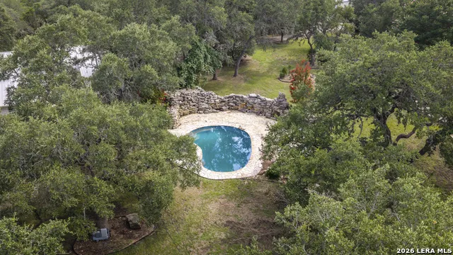 5261 W Ammann Rd Bulverde, TX 78163