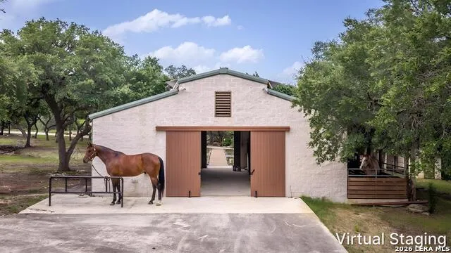 5261 W Ammann Rd Bulverde, TX 78163