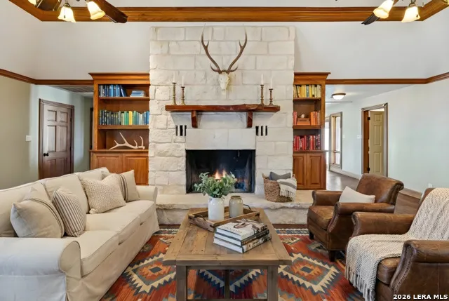 5261 W Ammann Rd Bulverde, TX 78163