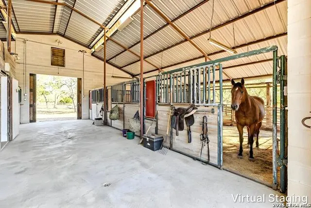 5261 W Ammann Rd Bulverde, TX 78163