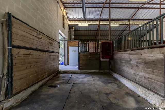 5261 W Ammann Rd Bulverde, TX 78163