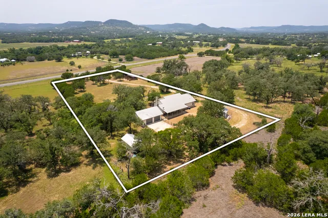1092 Fm 337 Medina, TX 78055