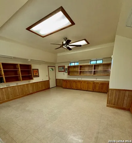 905 BLACK ST Uvalde, TX 78801