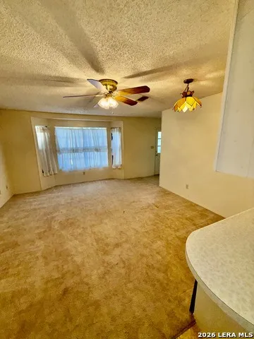 905 BLACK ST Uvalde, TX 78801