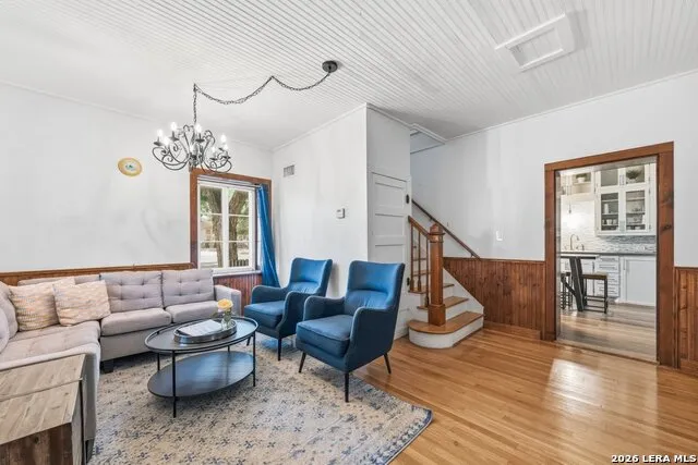 420 W AUSTIN ST Fredericksburg, TX 78624