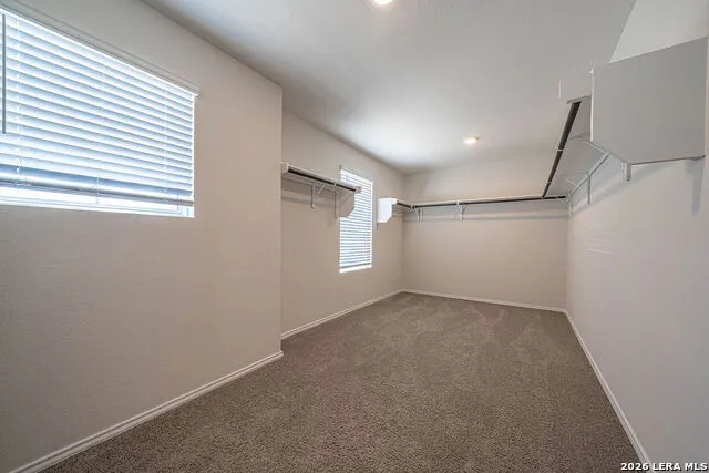 105 CHIPPING ALLEY Floresville, TX 78114