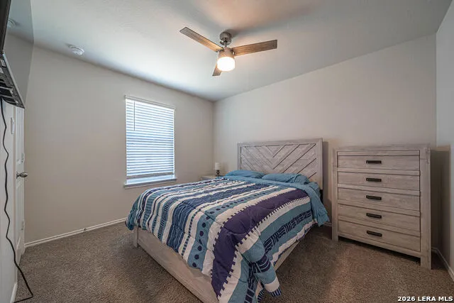 105 CHIPPING ALLEY Floresville, TX 78114
