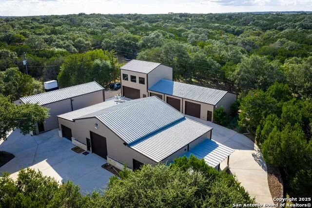 1945 Hoffmann New Braunfels, TX 78132