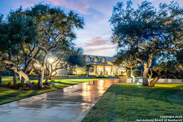 1945 Hoffmann New Braunfels, TX 78132