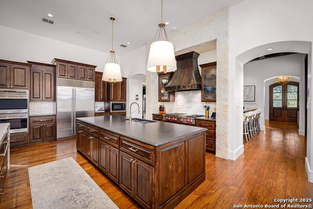 1945 Hoffmann New Braunfels, TX 78132