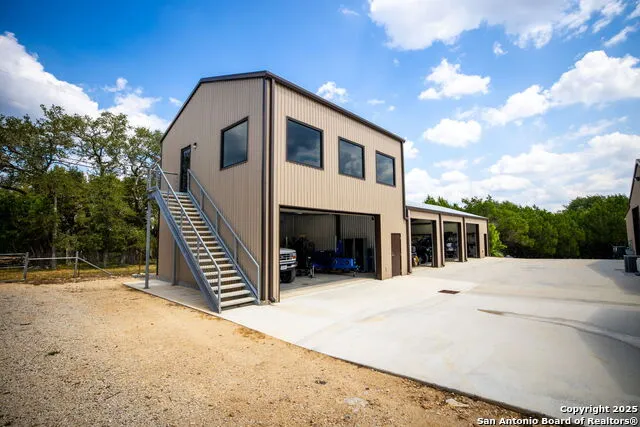 1945 Hoffmann New Braunfels, TX 78132