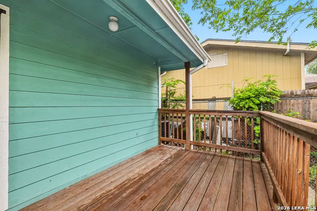 105 El Fledo San Antonio, TX 78210