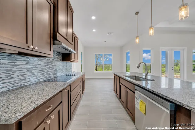 1585 PR 2771 Mico, TX 78056