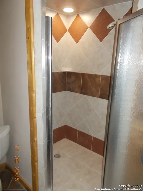 1247 Abbotsbury Universal City, TX 78148