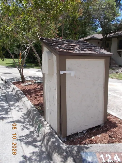 1247 Abbotsbury Universal City, TX 78148
