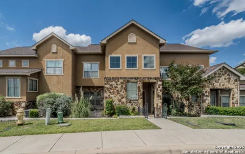 22215 Sausalito Ct
