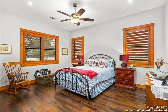 1133 Horseshoe Falls Bandera, TX 78003
