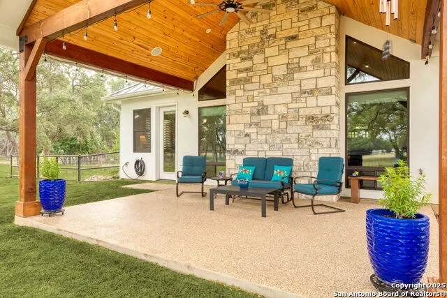 1133 Horseshoe Falls Bandera, TX 78003