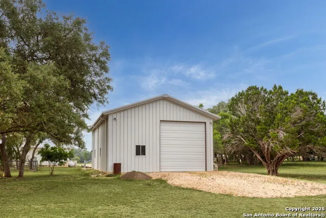 1133 Horseshoe Falls Bandera, TX 78003