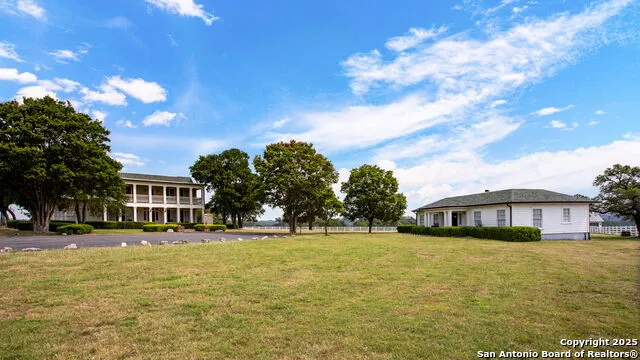1133 Horseshoe Falls Bandera, TX 78003