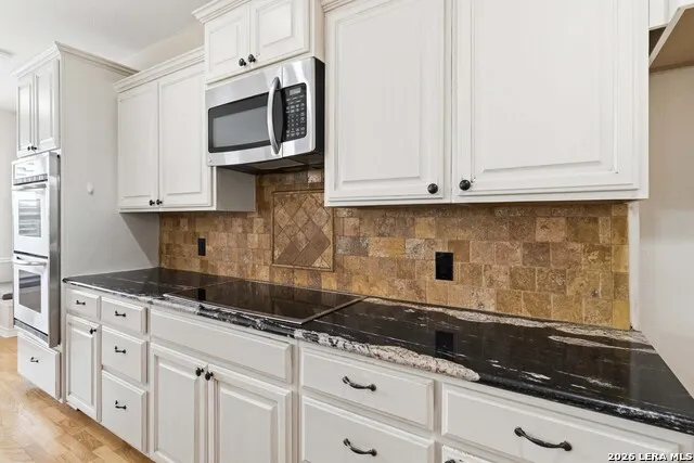 30559 SADDLERIDGE DR Bulverde, TX 78163