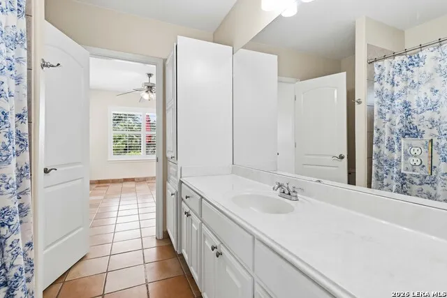 30559 SADDLERIDGE DR Bulverde, TX 78163